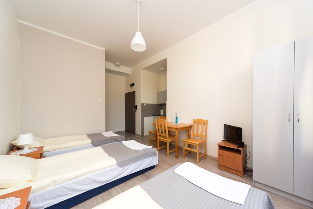 Aparthotel Abba Краков Экстерьер фото