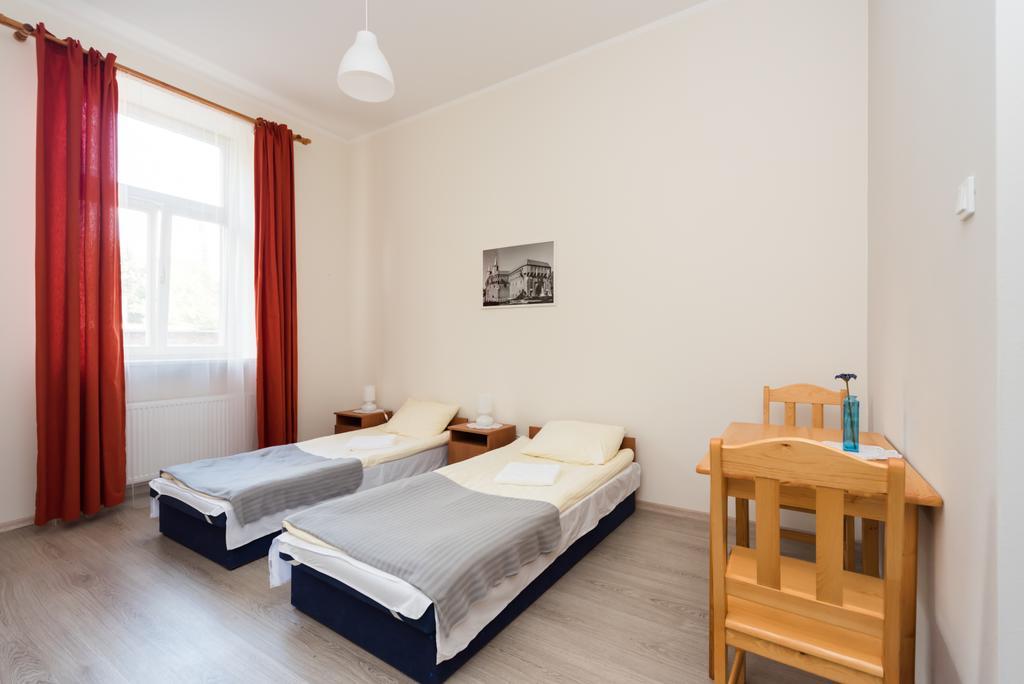 Aparthotel Abba Краков Экстерьер фото
