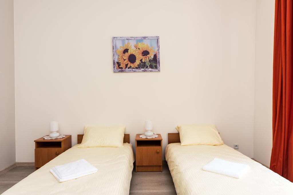 Aparthotel Abba Краков Экстерьер фото