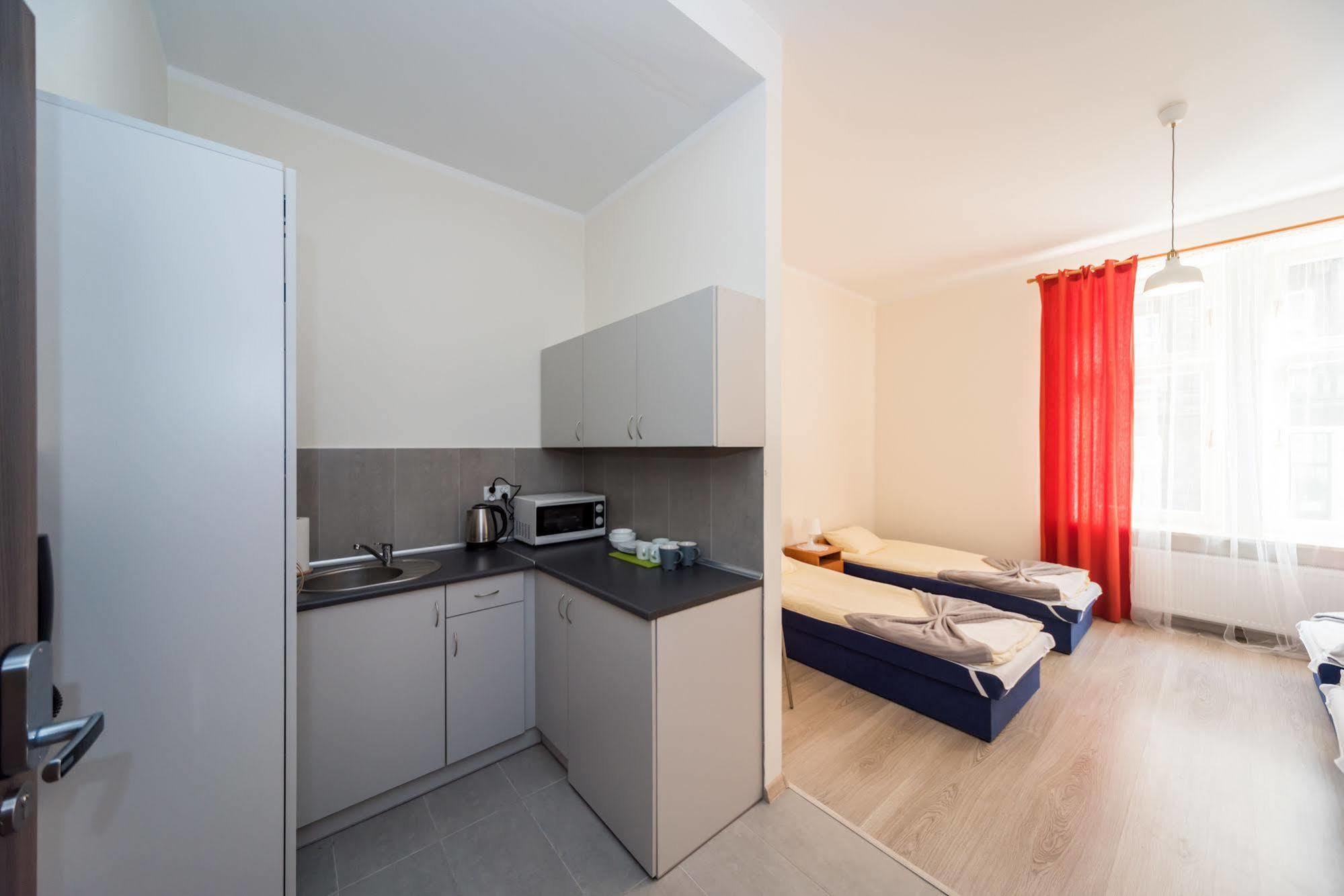 Aparthotel Abba Краков Экстерьер фото