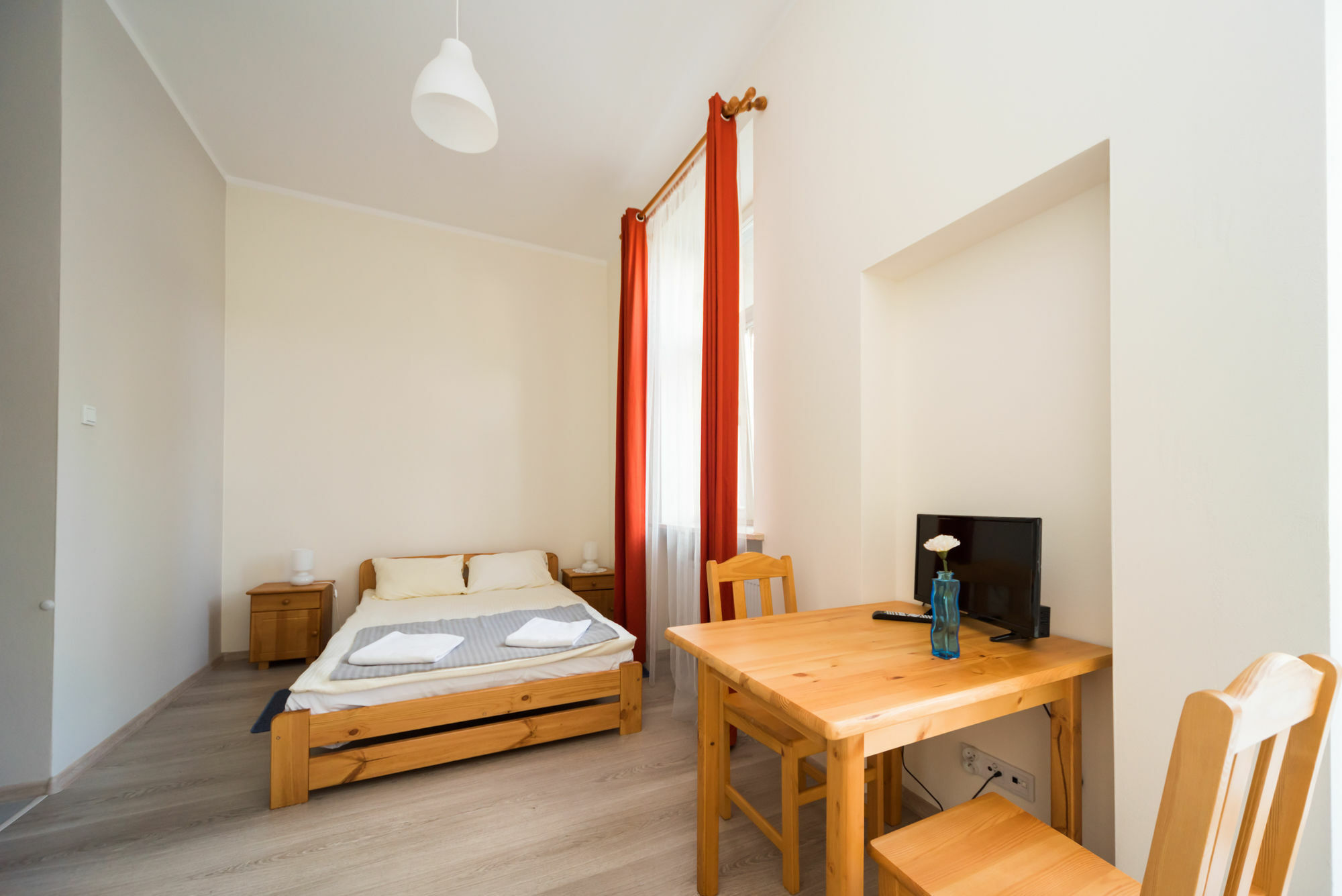 Aparthotel Abba Краков Экстерьер фото